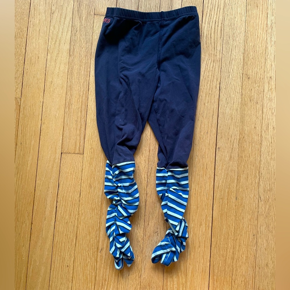 Peekaboo Beans leggings
